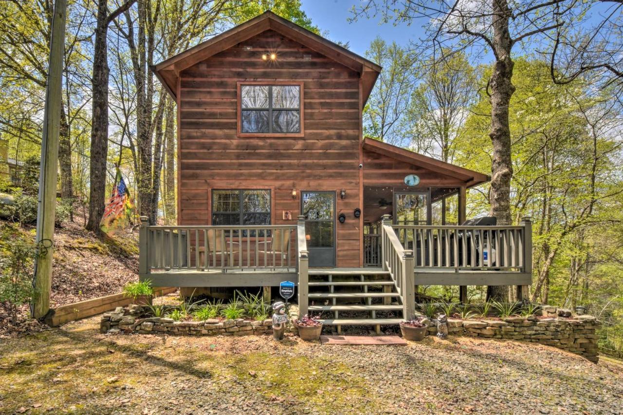 Cozy Hiawassee Cabin With Fire Pit And Mtn Views! Eksteriør billede