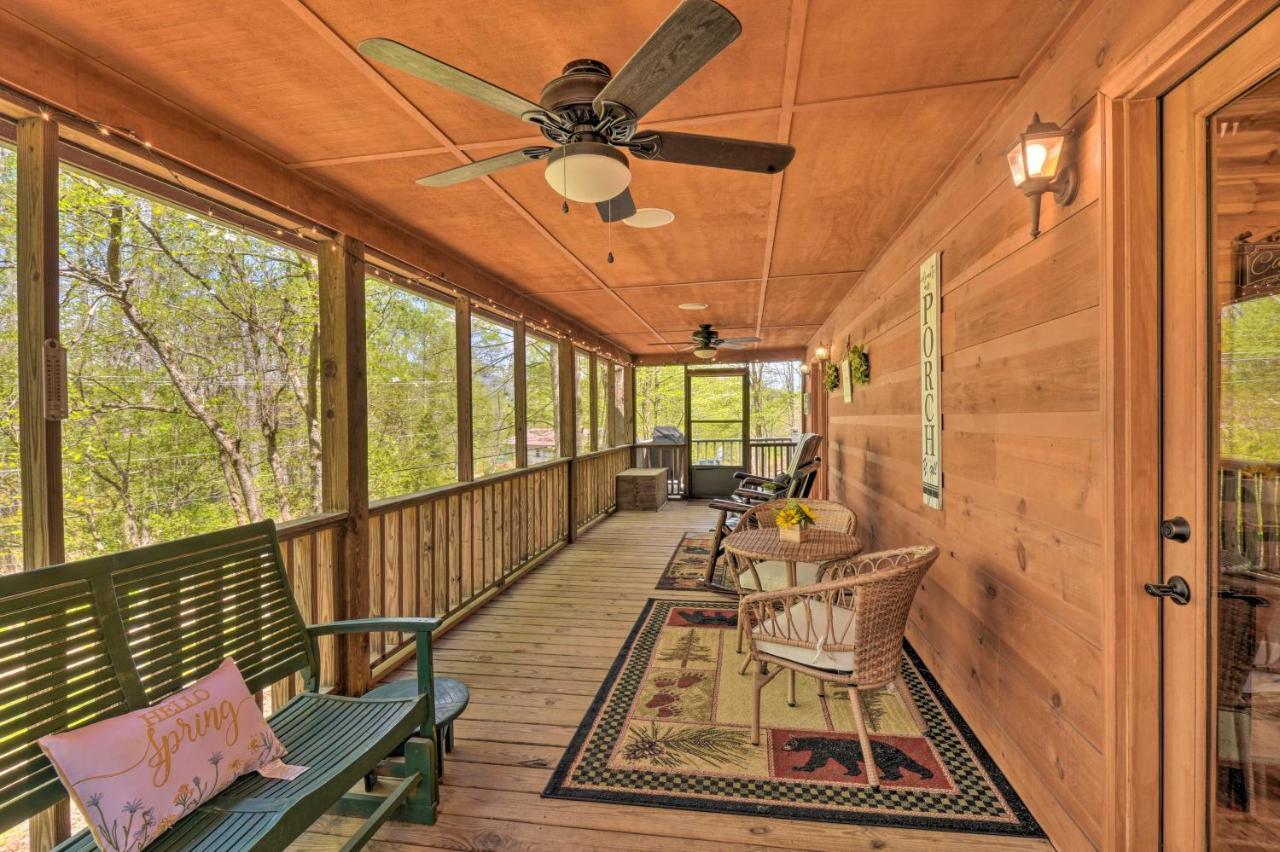 Cozy Hiawassee Cabin With Fire Pit And Mtn Views! Eksteriør billede